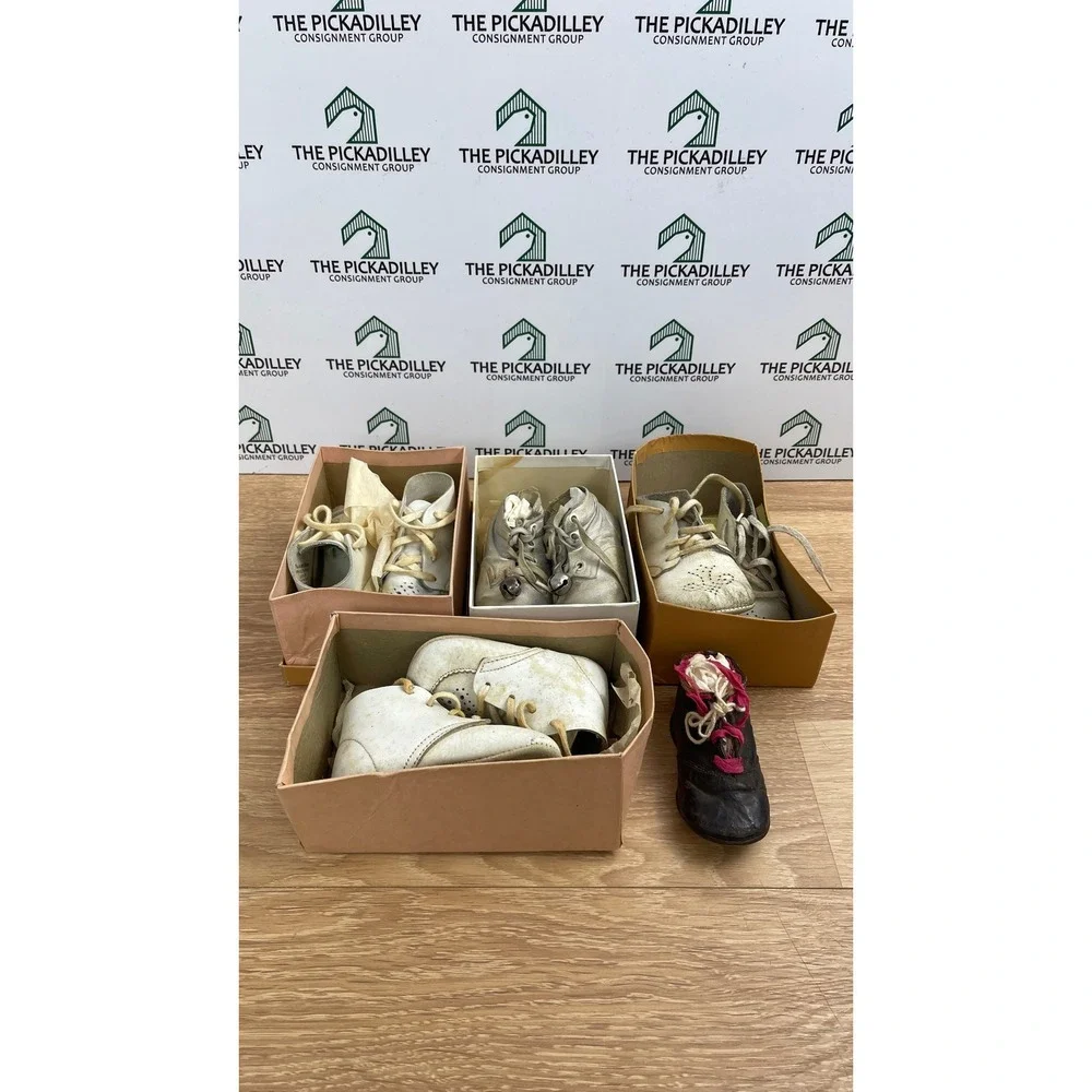 Vintage Mrs Days Ideal Baby Shoes Lot Antique Leather Booties Boxes Ephemera
